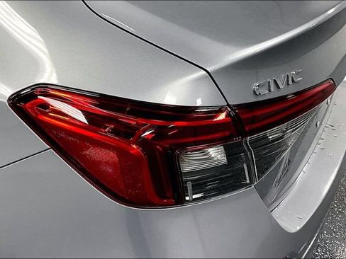 Used 2024 Honda Civic LX image 21