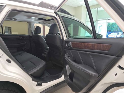 Used 2019 Subaru Outback 3.6R Limited w/ Popular Package #2 AWD/4WD image 26