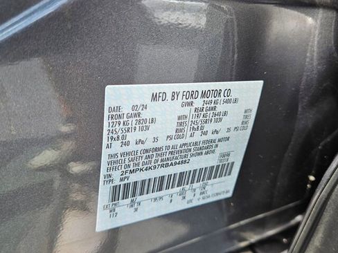 Used 2024 Ford Edge Titanium image 22