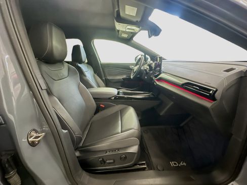 Used 2023 Volkswagen ID.4 Pro S Plus image 33