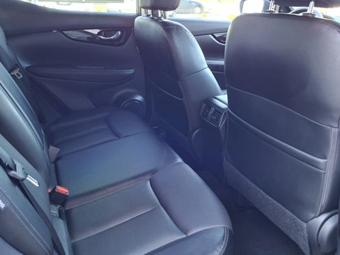 Certified 2022 Nissan Rogue Sport SL image 22