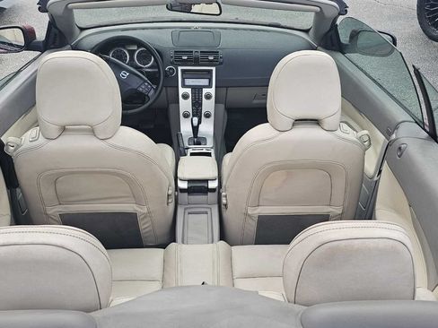 Used 2011 Volvo C70 T5 w/ Convenience Pkg FWD image 12