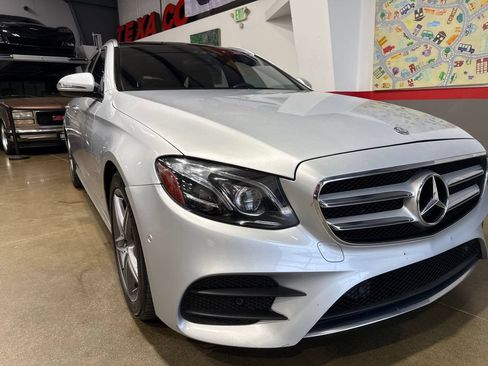 Used 2017 Mercedes-Benz E 400 4MATIC Wagon image 64
