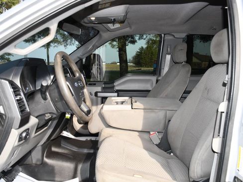 Used 2019 Ford F250 XLT w/ XLT Value Package image 11