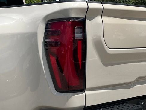 Used 2026 GMC Sierra 3500 SLE AWD/4WD image 26