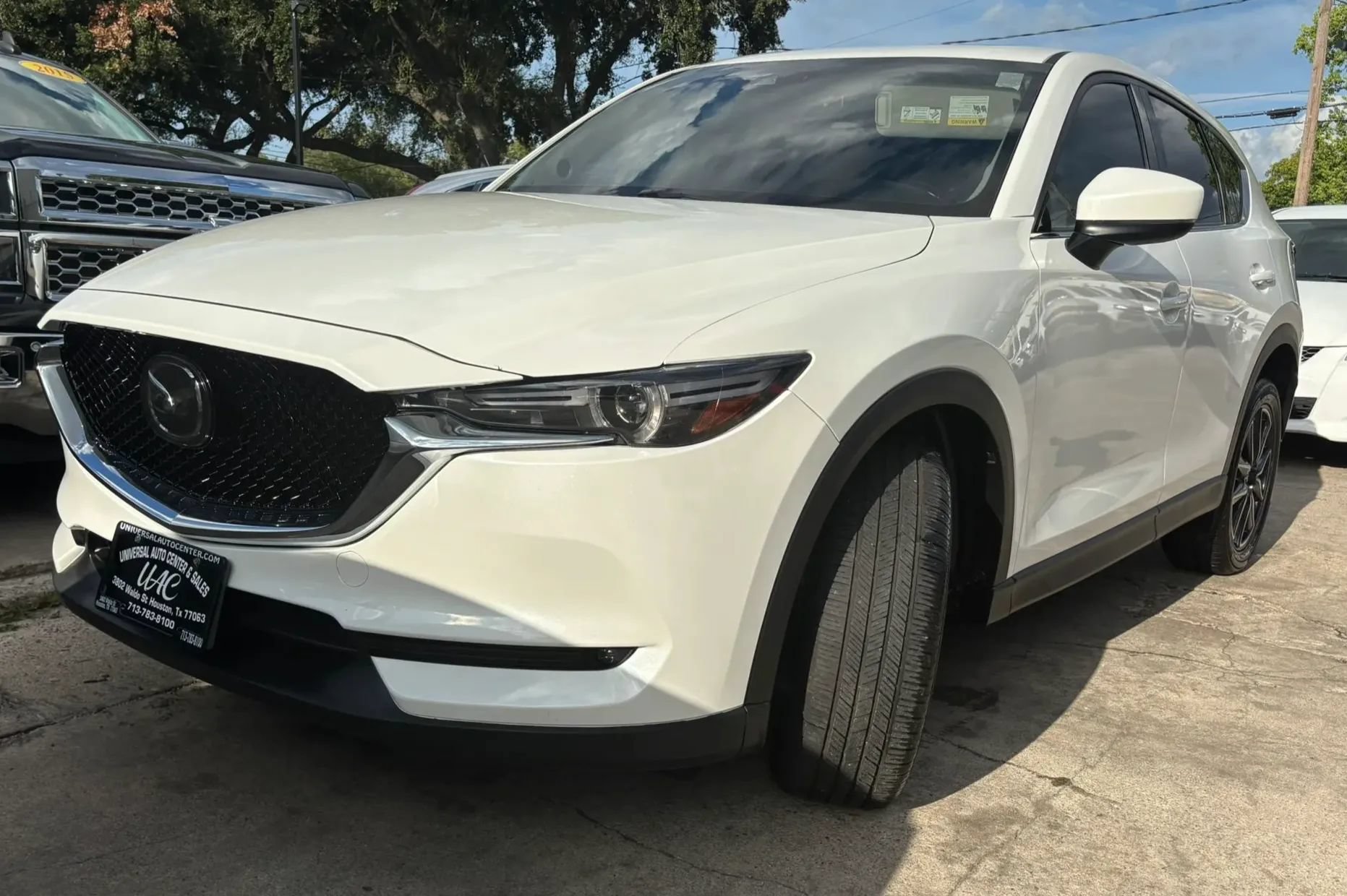 Used 2017 MAZDA CX-5 Grand Touring w/ Premium Package FWD image 3