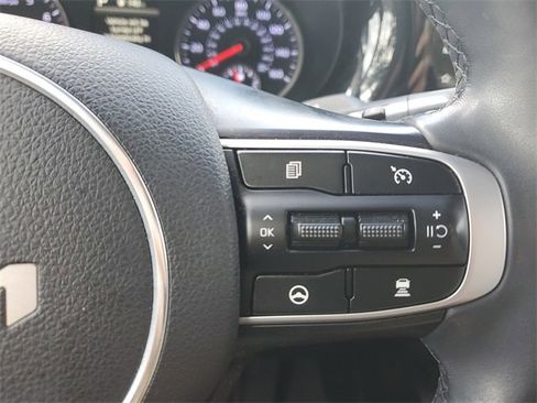 Used 2023 Kia K5 EX w/ EX Premium Package image 24