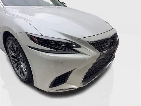 Used 2020 Lexus LS 500 image 17