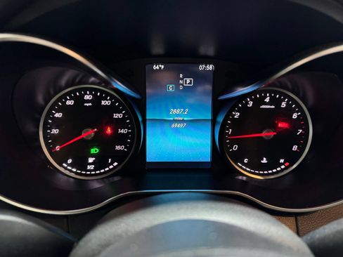 Used 2019 Mercedes-Benz C 300 4MATIC Sedan w/ Premium Package image 17