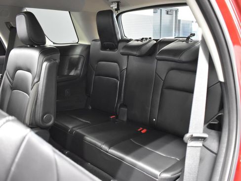 Used 2025 Nissan Pathfinder SL w/ SL Premium Package AWD/4WD image 37