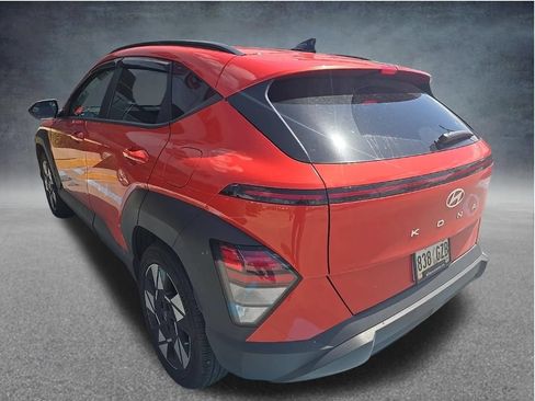 Used 2024 Hyundai Kona SEL w/ Convenience Package FWD image 5