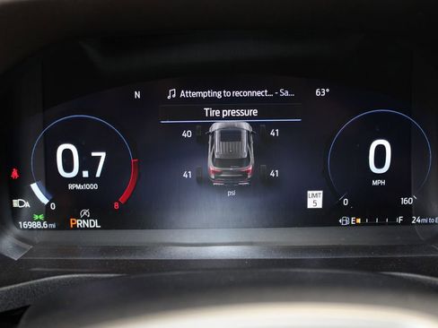 Used 2025 Ford Explorer Active image 22