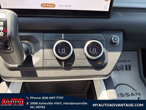 Used 2025 Land Rover Defender 110 S AWD/4WD image 19