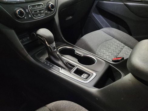 Used 2023 Chevrolet Equinox LT FWD image 26