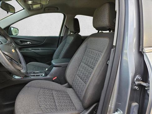 Used 2024 Chevrolet Equinox LT image 16