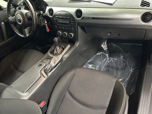 Used 2015 MAZDA MX-5 Miata Club image 14
