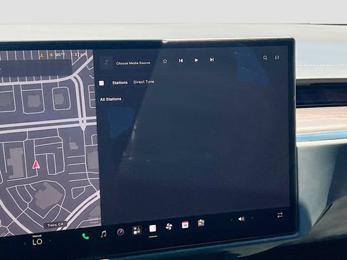 Used 2022 Tesla Model X AWD/4WD image 14
