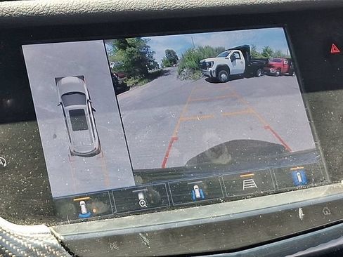 Used 2024 Cadillac XT6 Sport w/ LPO, ONYX Package AWD/4WD image 17