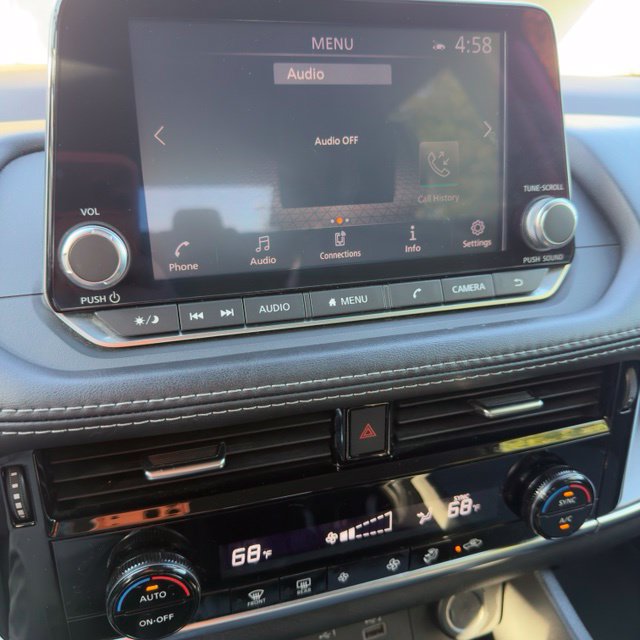 Used 2021 Nissan Rogue SV AWD/4WD image 19
