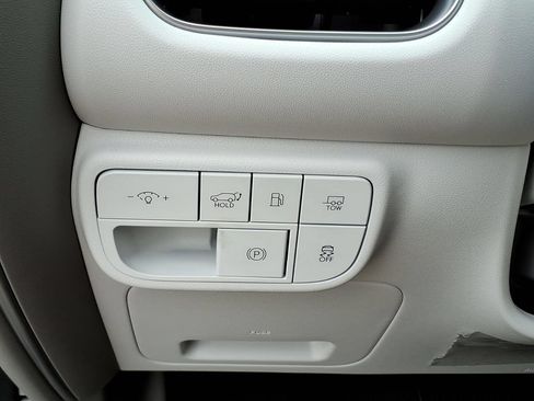New 2026 Hyundai Palisade FWD Hybrid image 18