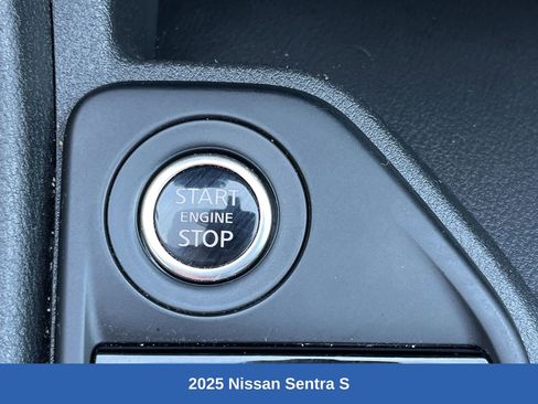 Used 2025 Nissan Sentra S image 8