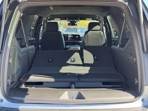 New 2026 Chevrolet Suburban LT w/ Comfort Package image 26