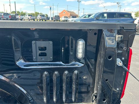 Used 2023 Ford F150 Lariat w/ Equipment Group 502A High AWD/4WD image 10