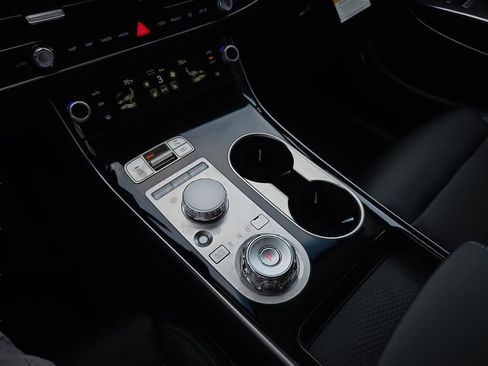 New 2026 Genesis GV70 2.5T AWD/4WD image 18