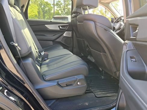 Used 2025 Acura MDX w/ Technology Package image 12