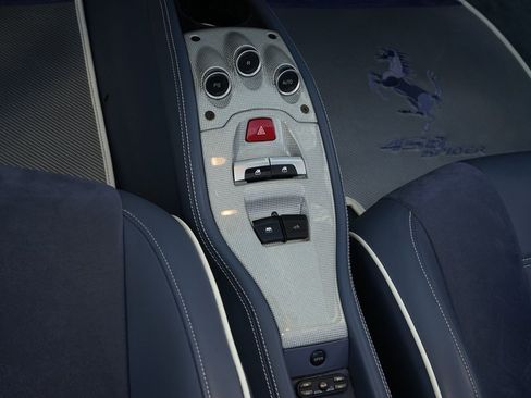 Used 2015 Ferrari 458 Spider image 20