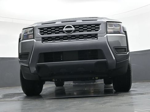 Certified 2026 Nissan Frontier SV w/ SV Convenience Package RWD image 43