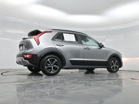 Used 2024 Kia Niro EX FWD image 48