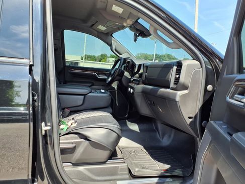 Used 2022 GMC Sierra 1500 Elevation w/ LPO, Elevation Black Package AWD/4WD image 24