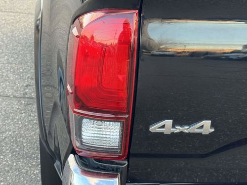 Certified 2022 Toyota Tacoma SR5 image 14