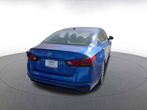 Used 2025 Nissan Altima 2.5 SV image 14