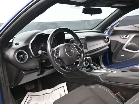 Used 2021 Chevrolet Camaro LT w/ Technology Package RWD image 12