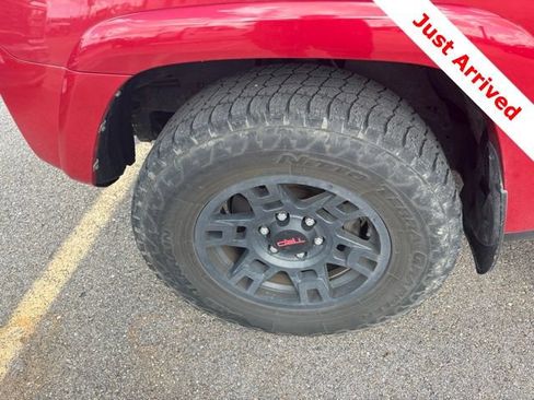 Used 2024 Toyota 4Runner TRD Off-Road Premium w/ Moonroof Package AWD/4WD image 20