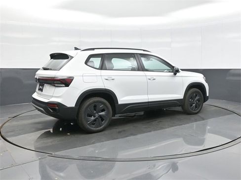 New 2026 Volkswagen Taos S image 7