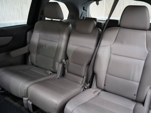 Used 2014 Honda Odyssey Touring image 34