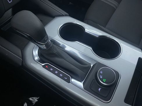 Certified 2024 Chevrolet Blazer LT w/ Convenience Package image 7