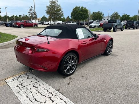 Used 2019 MAZDA MX-5 Miata Grand Touring RWD image 5