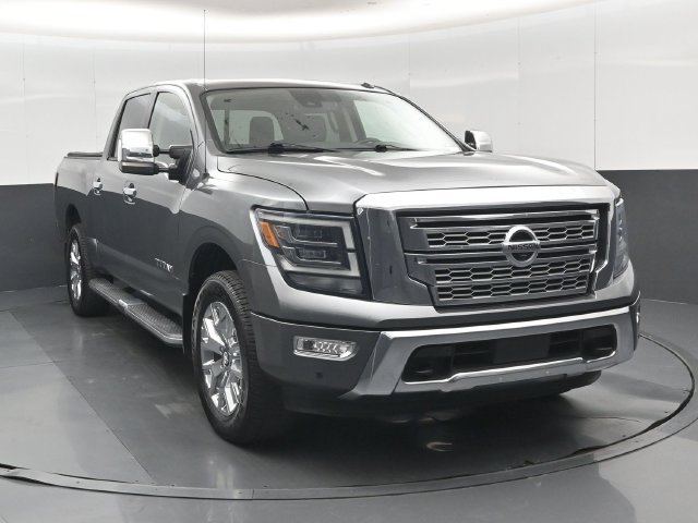 Used 2021 Nissan Titan SL w/ Moonroof Package AWD/4WD image 35