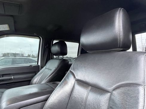 Used 2013 Ford F350 Lariat w/ Lariat Chrome Pkg image 6