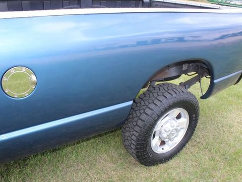 Used 2003 Dodge Ram 2500 Truck SLT image 11