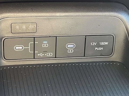 Used 2026 Hyundai Kona SE FWD image 29