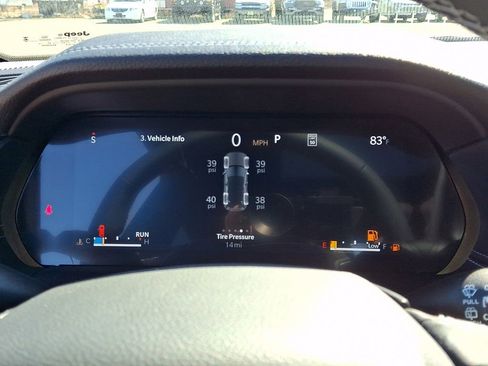 New 2026 Jeep Grand Cherokee Limited w/ Limited Altitude Package AWD/4WD image 18