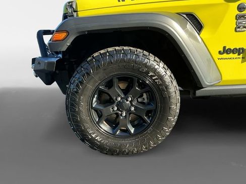 Used 2023 Jeep Wrangler Unlimited Sport AWD/4WD image 17