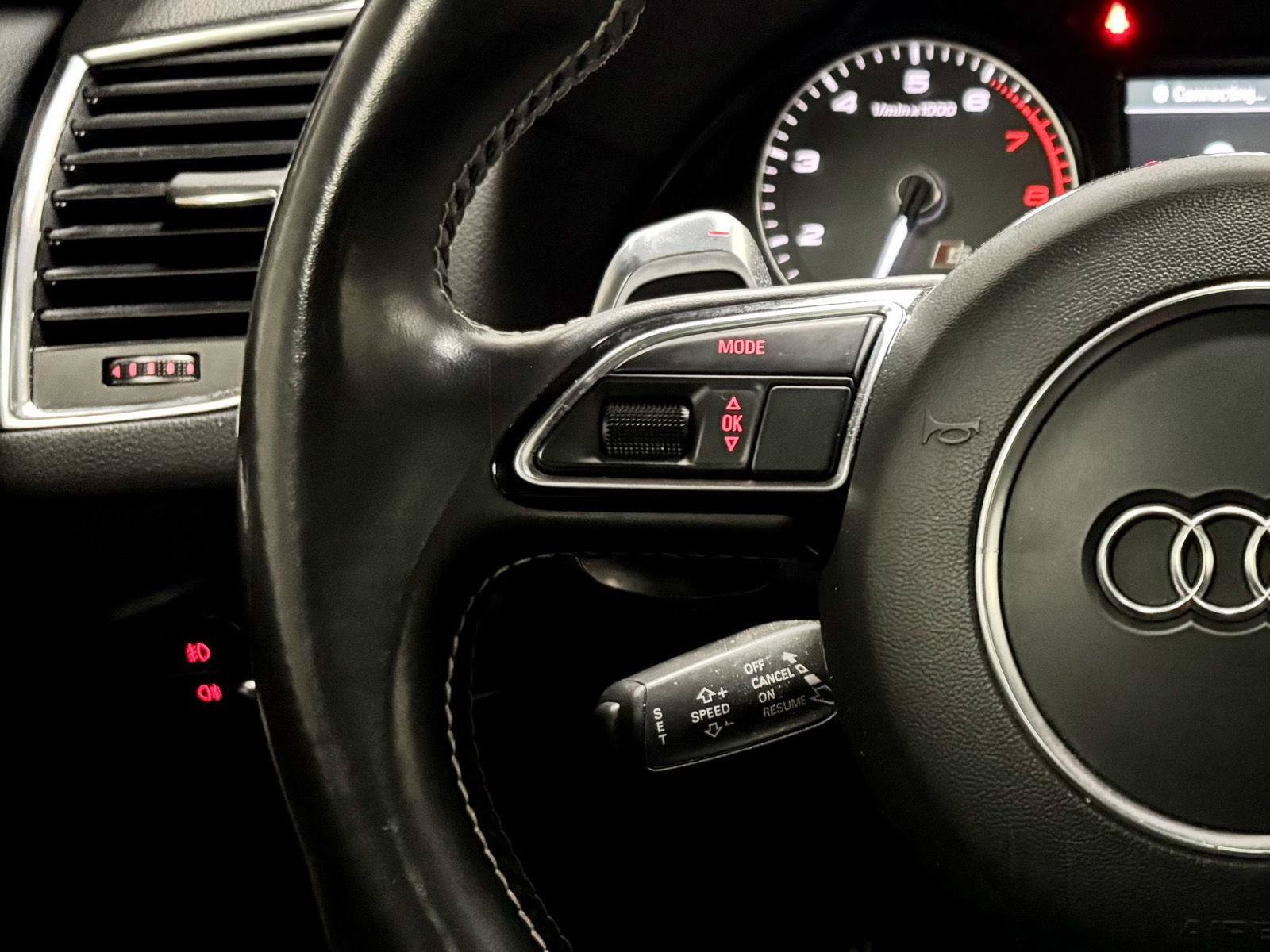 Used 2014 Audi SQ5 Premium Plus AWD/4WD image 24