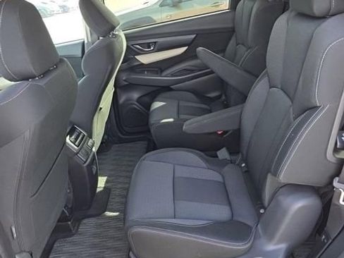 Used 2022 Subaru Ascent Premium w/ Convenience Package image 11