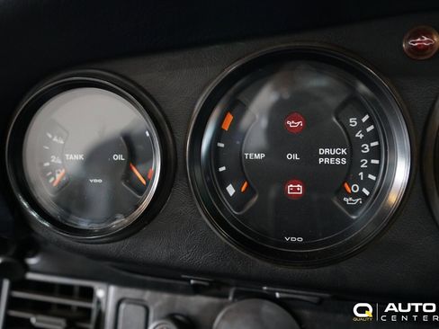 Used 1989 Porsche 911 Carrera image 26